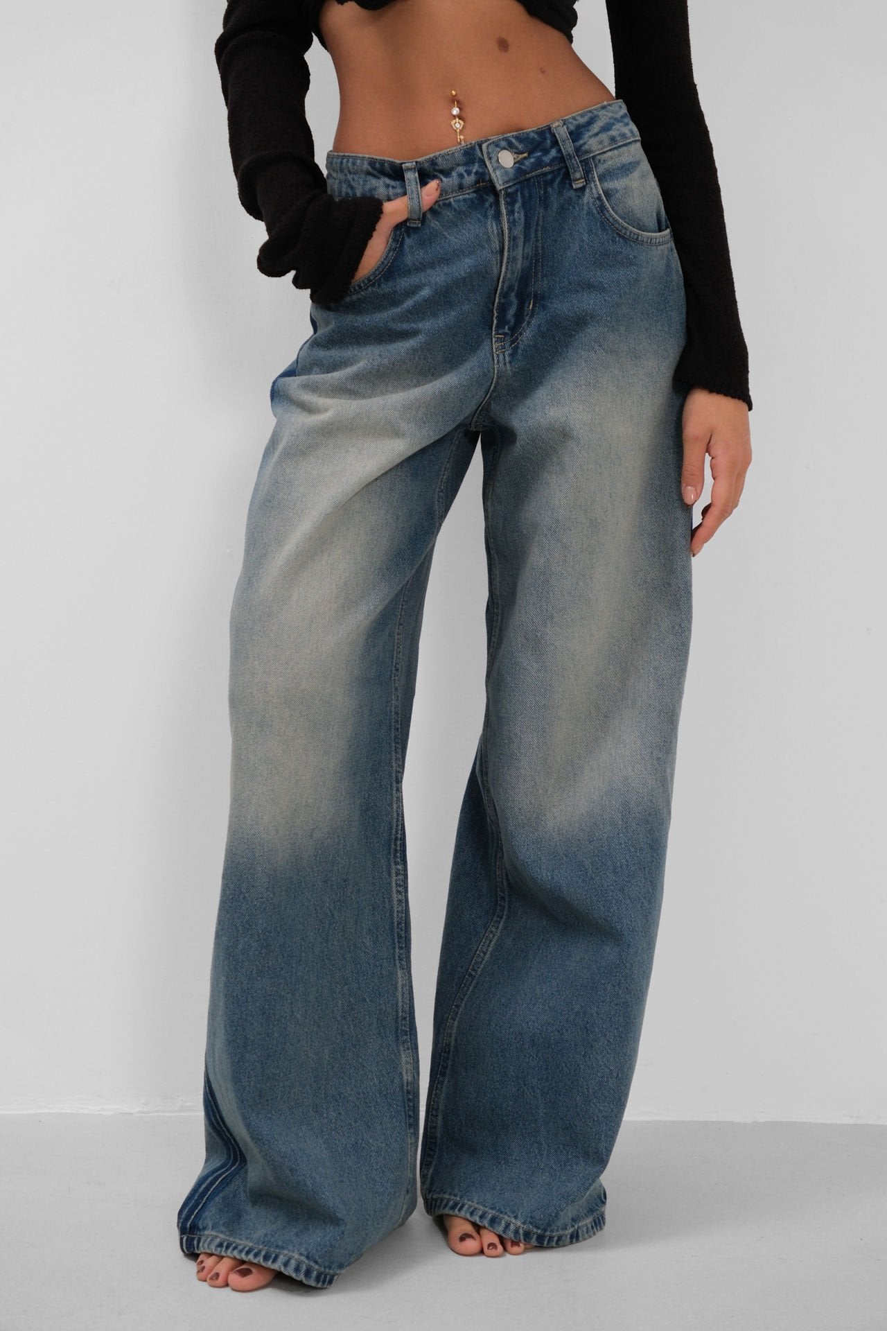 Wide Leg Washed Blue Jeans