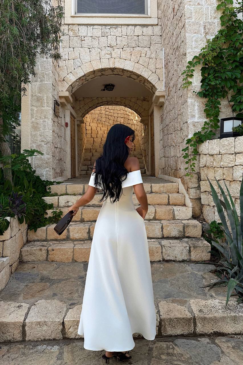 Open shoulder Dress