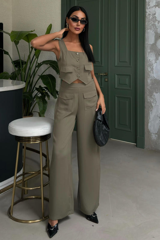 Squared Collar Pocket Detail Suit