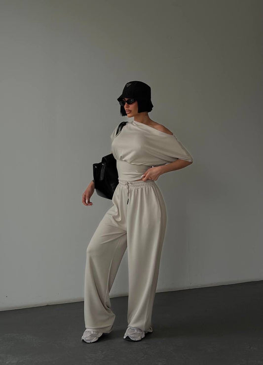 Modern Stylish Set