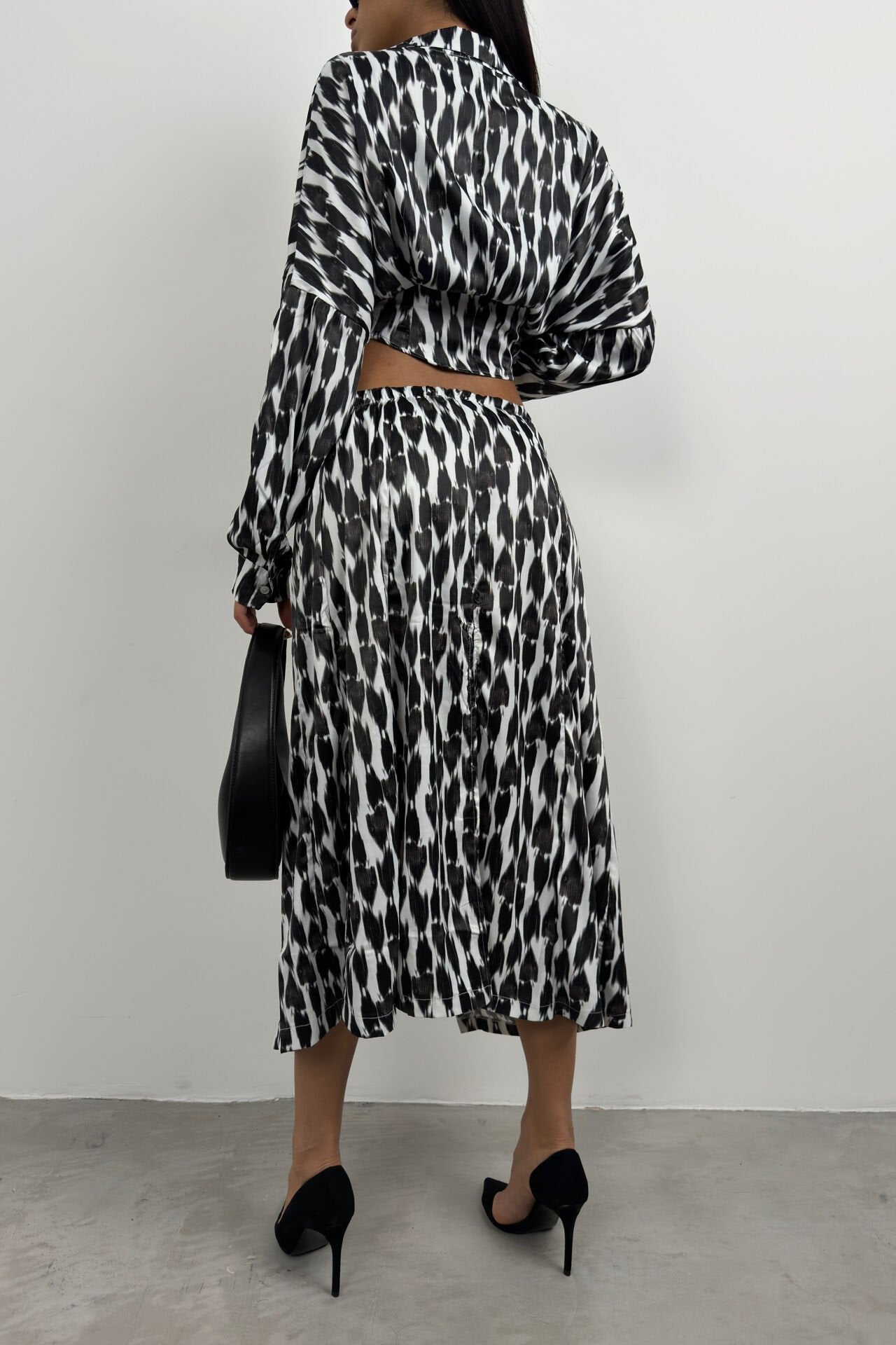 Patterned Skirt White Side Slits